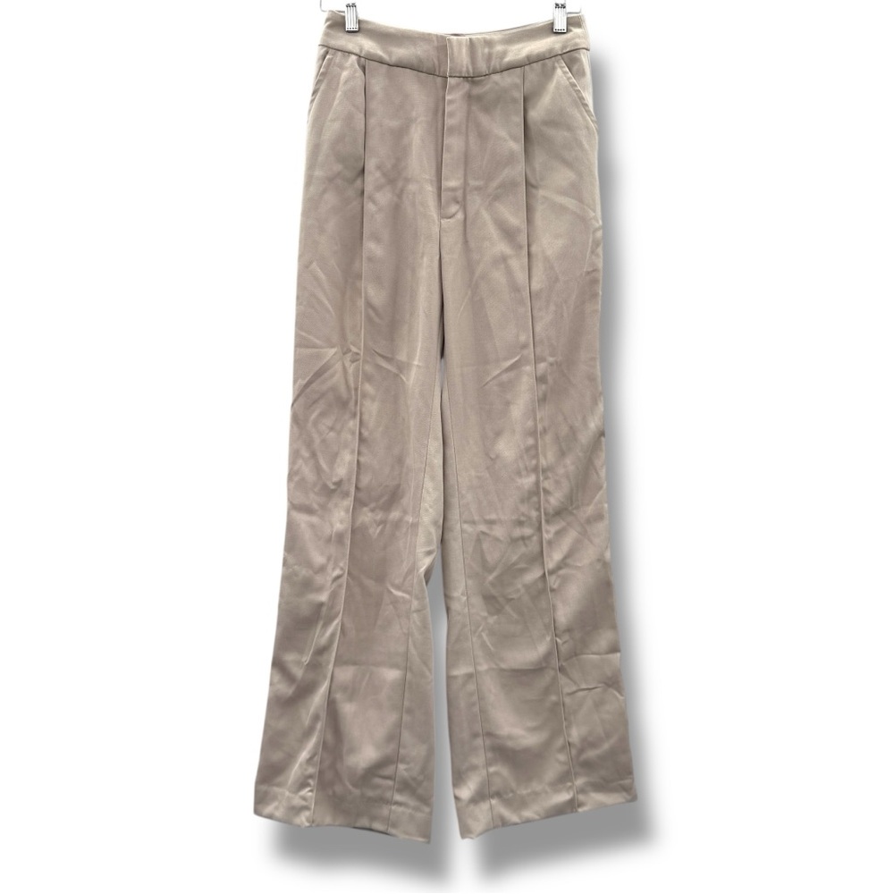 House of CB NWT Pleated Wide Leg Dress Pants Women’s Size XS Beige Cream High